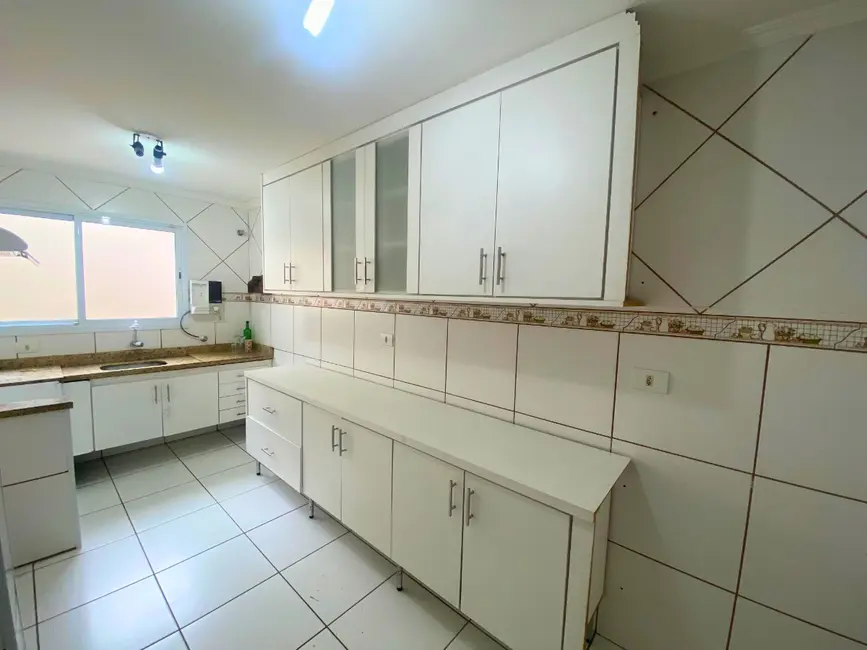 Sobrado com 3 quartos à venda, 129m2 em Cupecê, São Paulo - SP - imagem 7 Foto 7 de Sobrado com 3 quartos à venda, 129m2 em Cupecê, São Paulo - SP