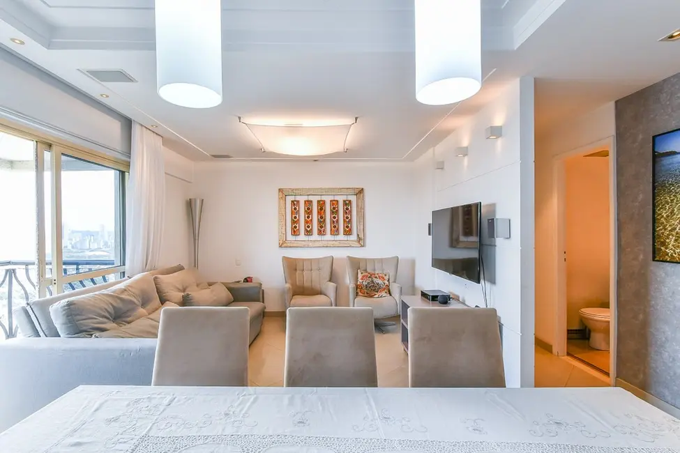 Apartamento com 3 quartos à venda, 110m2 em Moema, São Paulo - SP - imagem 4 Foto 4 de Apartamento com 3 quartos à venda, 110m2 em Moema, São Paulo - SP