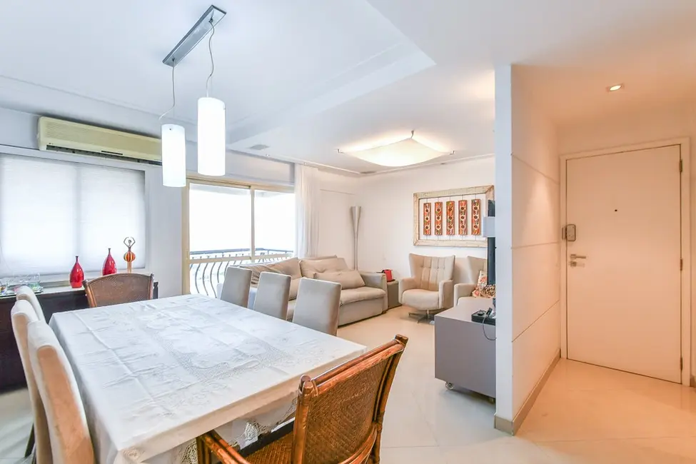 Apartamento com 3 quartos à venda, 110m2 em Moema, São Paulo - SP - imagem 6 Foto 6 de Apartamento com 3 quartos à venda, 110m2 em Moema, São Paulo - SP