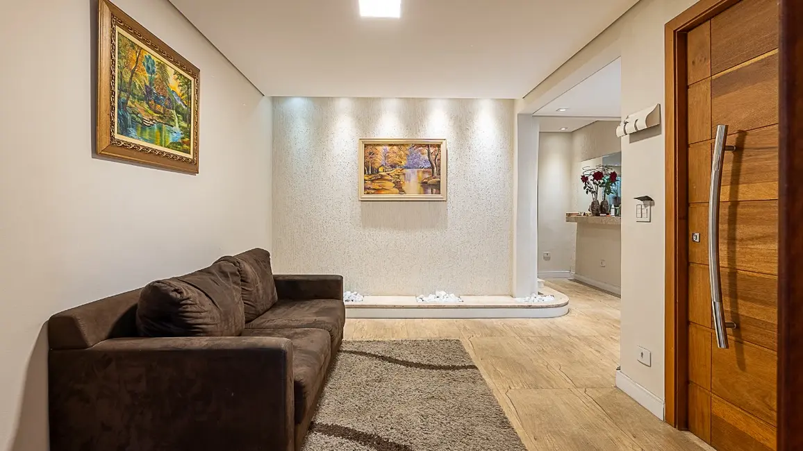 Sobrado com 4 quartos à venda, 300m2 em Cambuci, São Paulo - SP - imagem 2 Foto 2 de Sobrado com 4 quartos à venda, 300m2 em Cambuci, São Paulo - SP