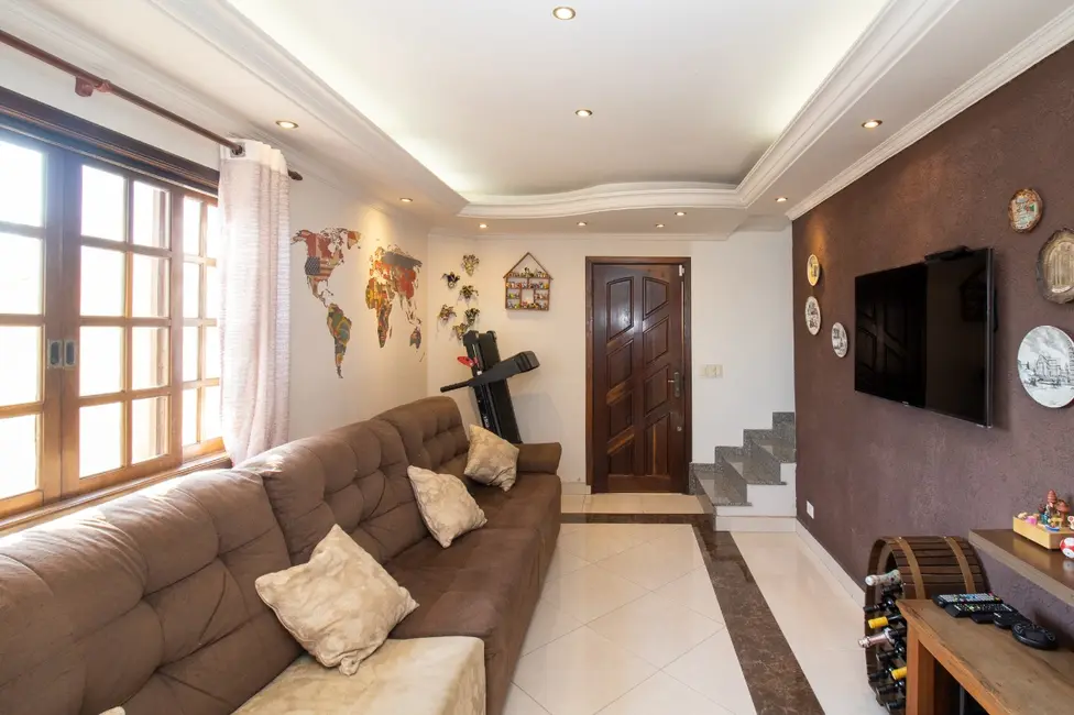 Sobrado com 3 quartos à venda, 156m2 em Vila Santa Delfina, São Paulo - SP - imagem 2 Foto 2 de Sobrado com 3 quartos à venda, 156m2 em Vila Santa Delfina, São Paulo - SP