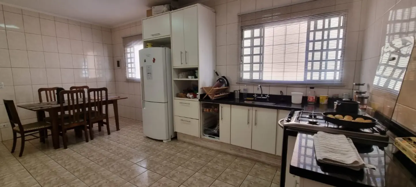 Foto 6 de Casa com 3 quartos à venda, 180m2 em Tremembé, São Paulo - SP