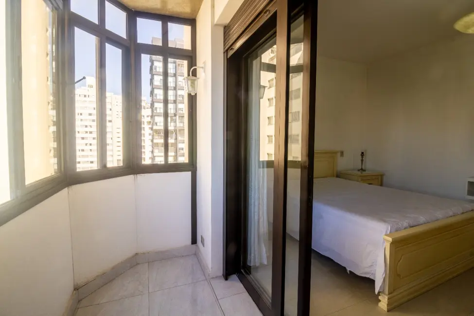 Foto 6 de Apartamento com 4 quartos à venda, 194m2 em Campo Belo, São Paulo - SP