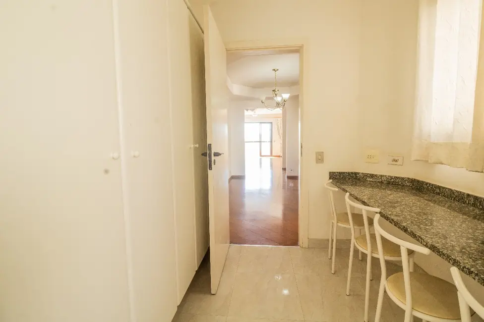 Foto 9 de Apartamento com 4 quartos à venda, 194m2 em Campo Belo, São Paulo - SP