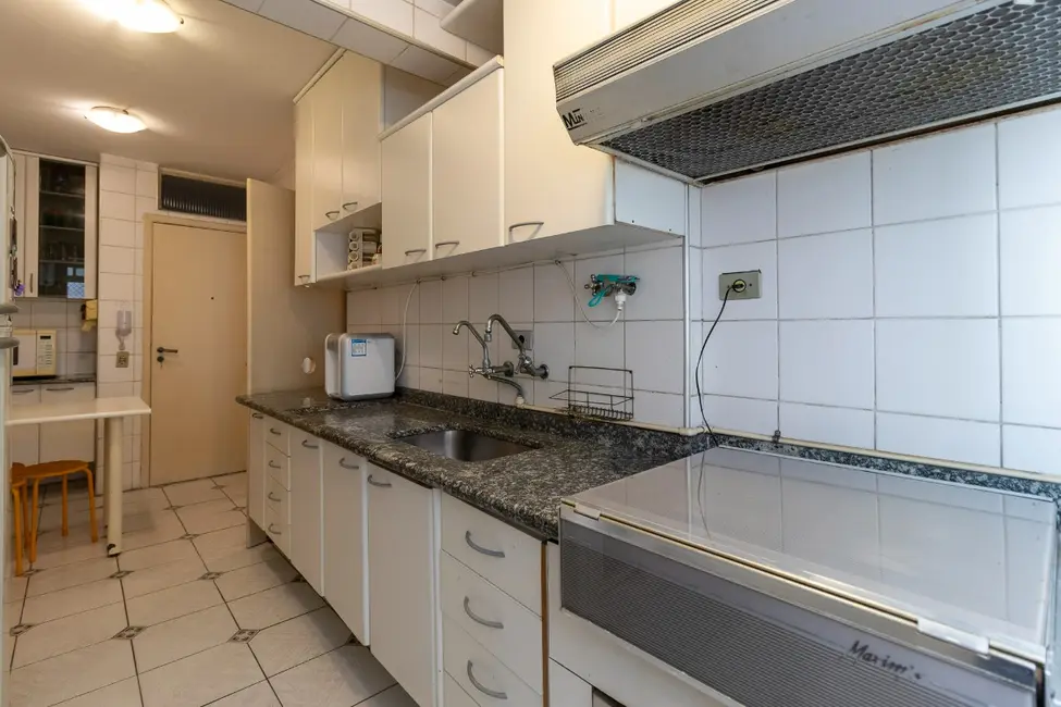 Foto 3 de Apartamento com 3 quartos à venda, 105m2 em Jardim Paulista, São Paulo - SP