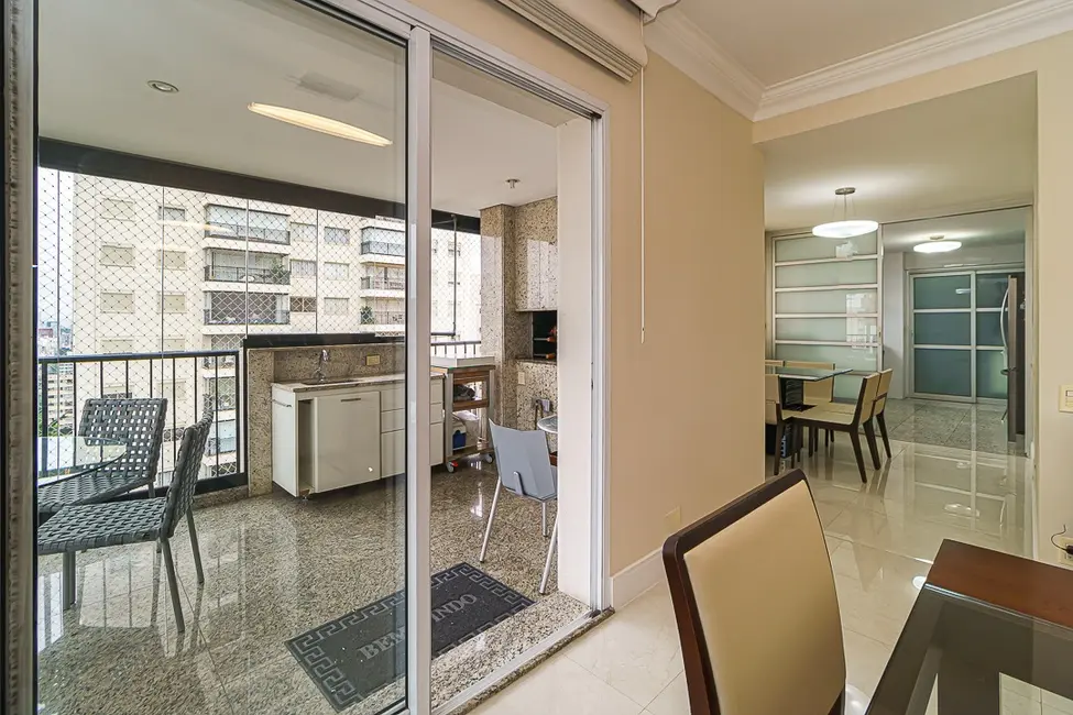 Apartamento com 3 quartos à venda, 225m2 em Cerqueira César, São Paulo - SP - imagem 9 Foto 9 de Apartamento com 3 quartos à venda, 225m2 em Cerqueira César, São Paulo - SP