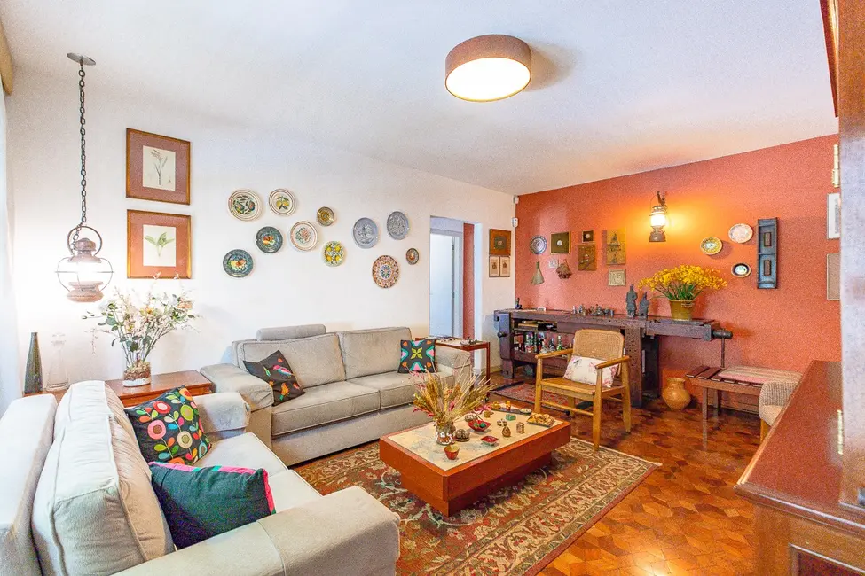 Casa com 4 quartos à venda, 168m2 em Parque Colonial, São Paulo - SP - imagem 1 Foto 1 de Casa com 4 quartos à venda, 168m2 em Parque Colonial, São Paulo - SP