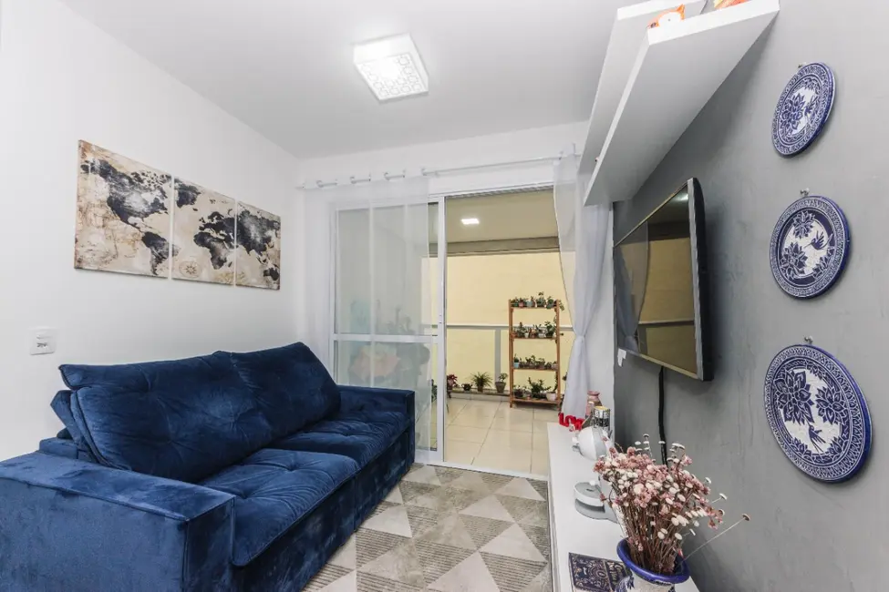 Apartamento com 2 quartos à venda, 51m2 em Aclimação, São Paulo - SP - imagem 2 Foto 2 de Apartamento com 2 quartos à venda, 51m2 em Aclimação, São Paulo - SP