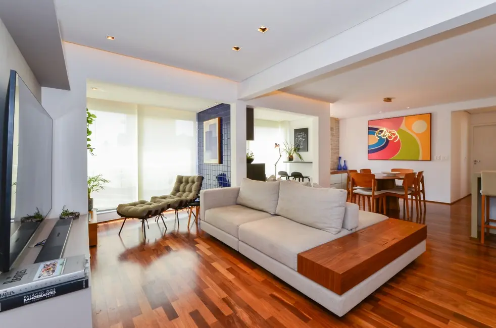 Apartamento com 4 quartos à venda, 131m2 em Aclimação, São Paulo - SP - imagem 1 Foto 1 de Apartamento com 4 quartos à venda, 131m2 em Aclimação, São Paulo - SP