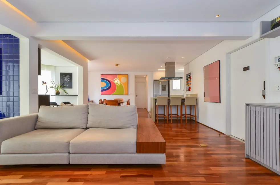 Apartamento com 4 quartos à venda, 131m2 em Aclimação, São Paulo - SP - imagem 4 Foto 4 de Apartamento com 4 quartos à venda, 131m2 em Aclimação, São Paulo - SP