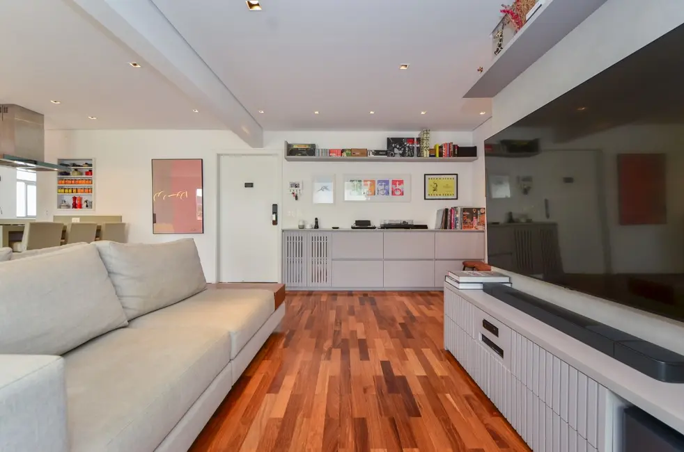 Apartamento com 4 quartos à venda, 131m2 em Aclimação, São Paulo - SP - imagem 5 Foto 5 de Apartamento com 4 quartos à venda, 131m2 em Aclimação, São Paulo - SP