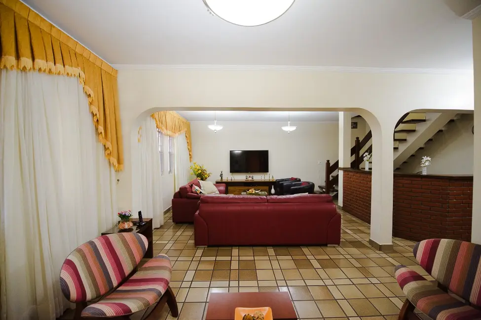 Foto 1 de Casa de Vila com 5 quartos à venda, 310m2 em Jardim Marisa, São Paulo - SP