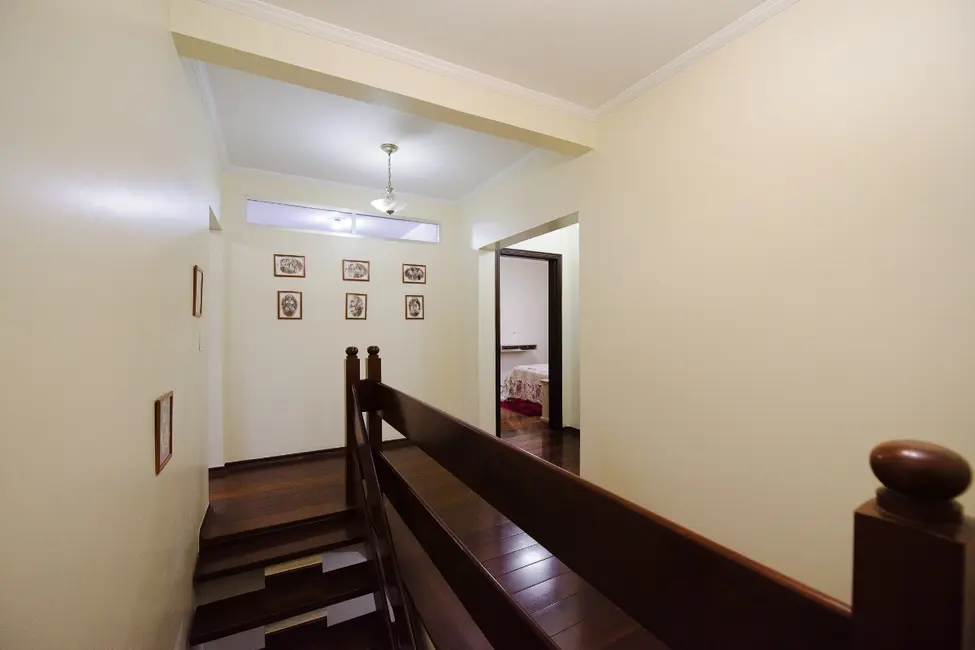 Casa de Vila com 5 quartos à venda, 310m2 em Jardim Marisa, São Paulo - SP - imagem 6 Foto 6 de Casa de Vila com 5 quartos à venda, 310m2 em Jardim Marisa, São Paulo - SP