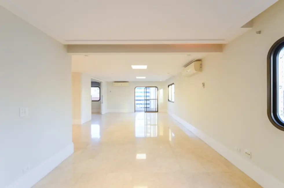 Apartamento com 4 quartos à venda, 301m2 em Campo Belo, São Paulo - SP - imagem 8 Foto 8 de Apartamento com 4 quartos à venda, 301m2 em Campo Belo, São Paulo - SP