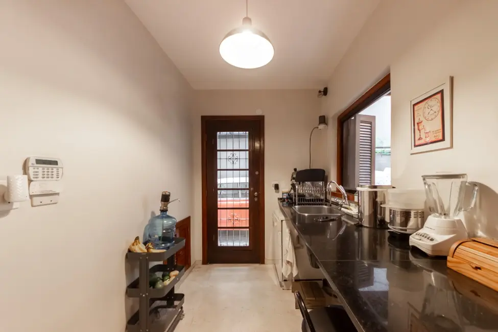 Foto 5 de Casa com 2 quartos à venda, 167m2 em Vila Cordeiro, São Paulo - SP