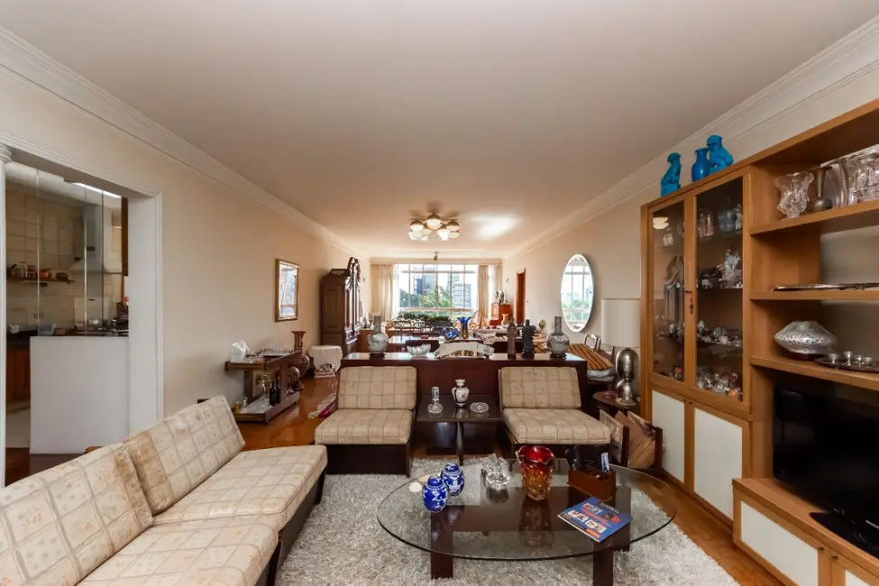 Apartamento com 3 quartos à venda, 190m2 em Cerqueira César, São Paulo - SP - imagem 4 Foto 4 de Apartamento com 3 quartos à venda, 190m2 em Cerqueira César, São Paulo - SP