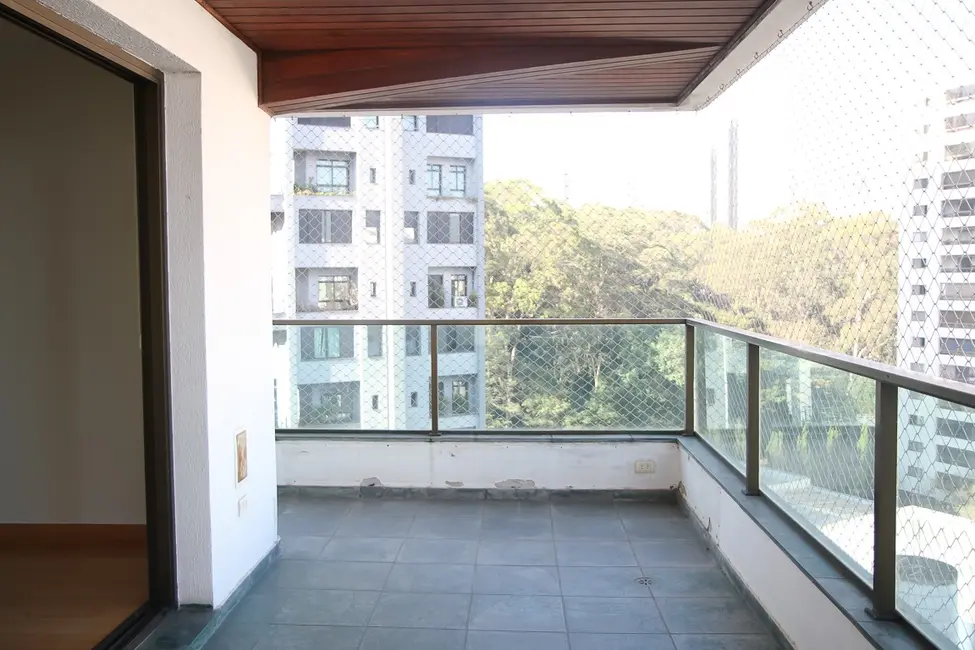 Foto 9 de Apartamento com 3 quartos à venda, 243m2 em Vila Suzana, São Paulo - SP