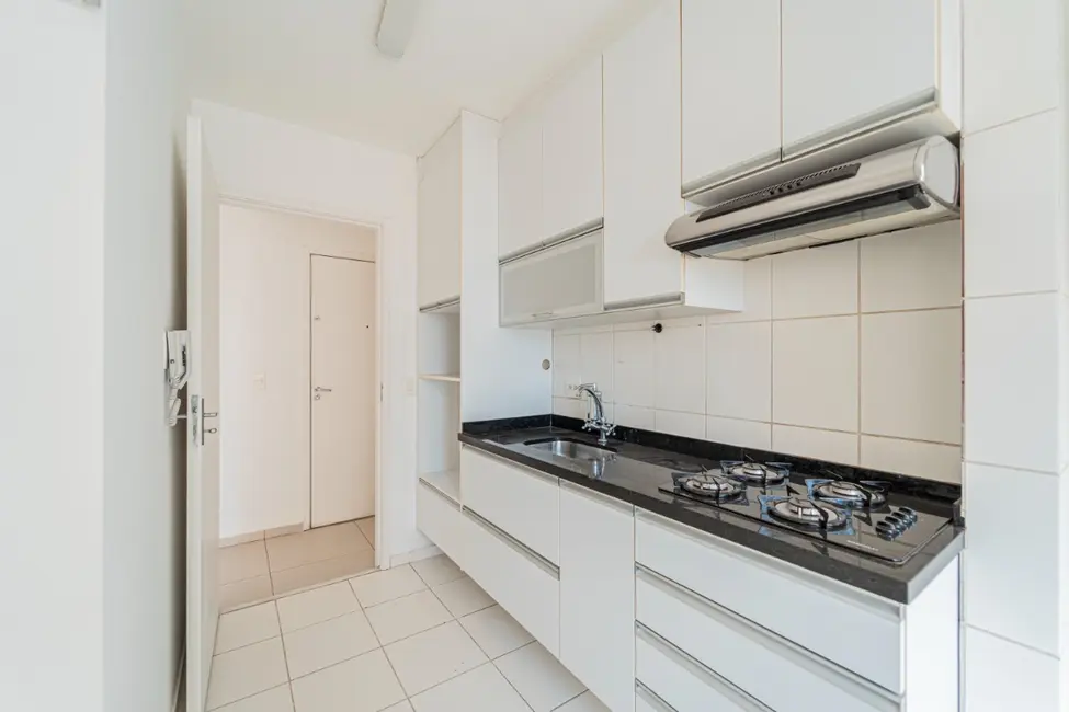 Foto 2 de Apartamento com 2 quartos à venda, 58m2 em Vila Liviero, São Paulo - SP