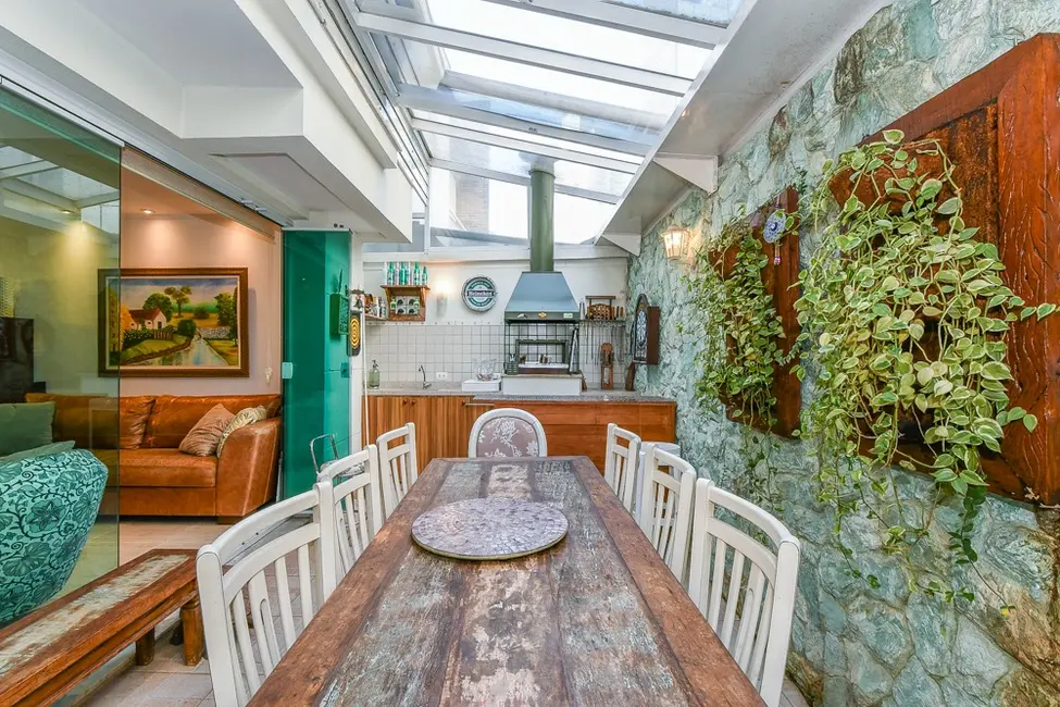 Casa de Condomínio com 3 quartos à venda, 141m2 em Vila Andrade, São Paulo - SP - imagem 3 Foto 3 de Casa de Condomínio com 3 quartos à venda, 141m2 em Vila Andrade, São Paulo - SP