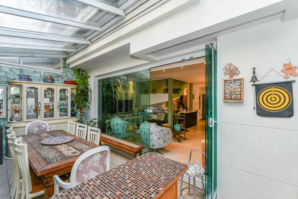 Casa de Condomínio com 3 quartos à venda, 141m2 em Vila Andrade, São Paulo - SP - imagem 4 Foto 4 de Casa de Condomínio com 3 quartos à venda, 141m2 em Vila Andrade, São Paulo - SP