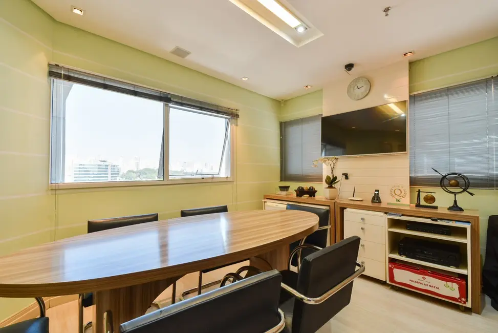 Sala Comercial à venda, 121m2 em Barra Funda, São Paulo - SP - imagem 8 Foto 8 de Sala Comercial à venda, 121m2 em Barra Funda, São Paulo - SP