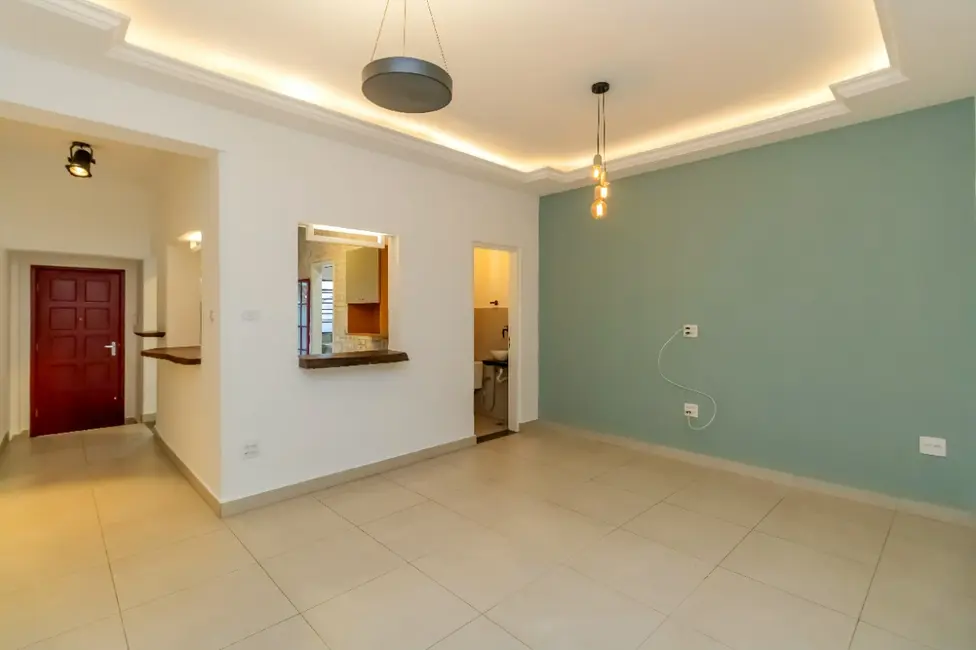 Foto 1 de Casa de Vila com 2 quartos à venda, 107m2 em Vila Anastácio, São Paulo - SP