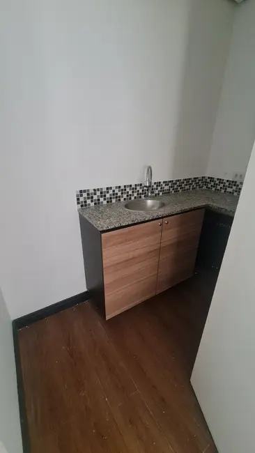 Sala Comercial à venda, 32m2 em Água Branca, São Paulo - SP - imagem 3 Foto 3 de Sala Comercial à venda, 32m2 em Água Branca, São Paulo - SP