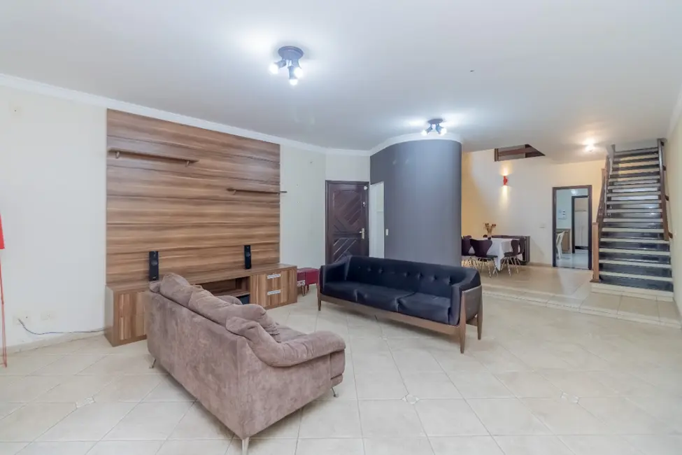 Sobrado com 3 quartos à venda, 290m2 em Vila Alpina, São Paulo - SP - imagem 6 Foto 6 de Sobrado com 3 quartos à venda, 290m2 em Vila Alpina, São Paulo - SP