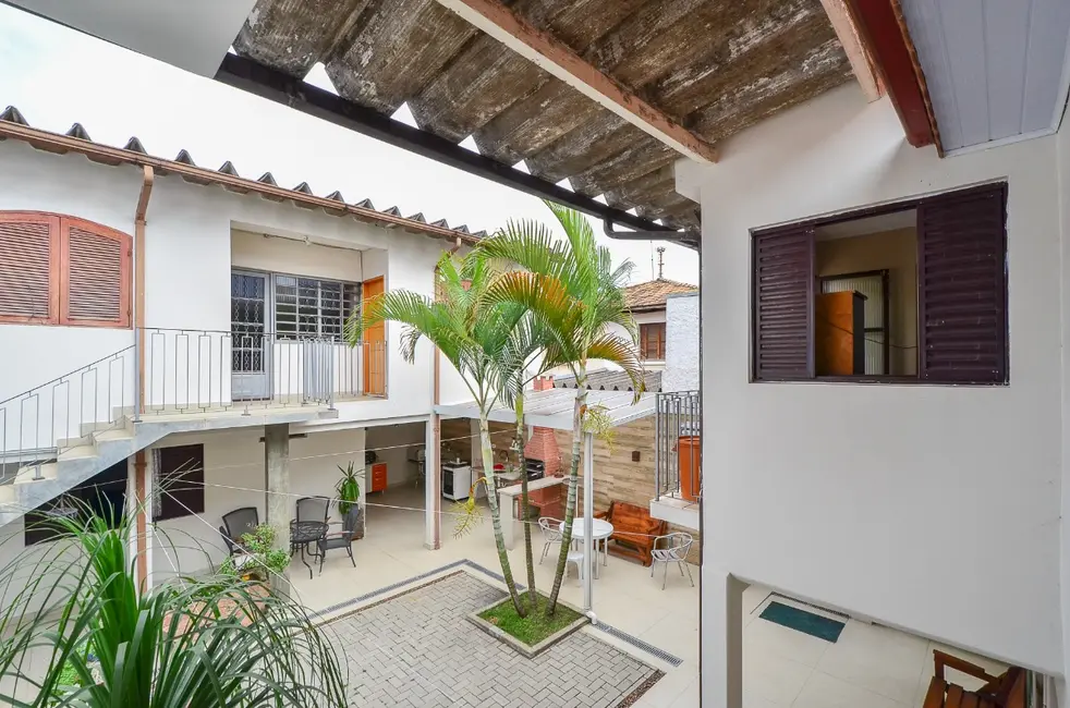 Foto 9 de Casa com 4 quartos à venda, 248m2 em Jardim Leila, São Paulo - SP