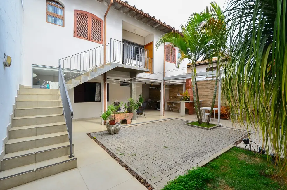 Foto 3 de Casa com 4 quartos à venda, 248m2 em Jardim Leila, São Paulo - SP