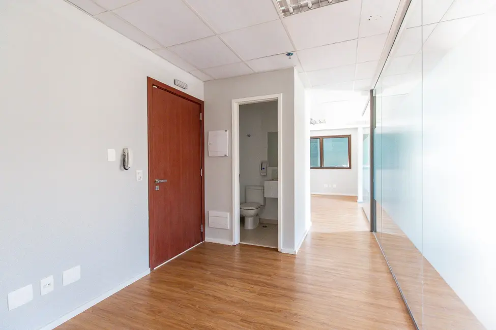 Sala Comercial à venda, 200m2 em Vila Buarque, São Paulo - SP - imagem 7 Foto 7 de Sala Comercial à venda, 200m2 em Vila Buarque, São Paulo - SP