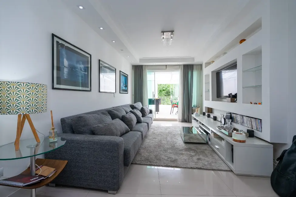 Foto 1 de Casa com 3 quartos à venda, 130m2 em Vila Marari, São Paulo - SP