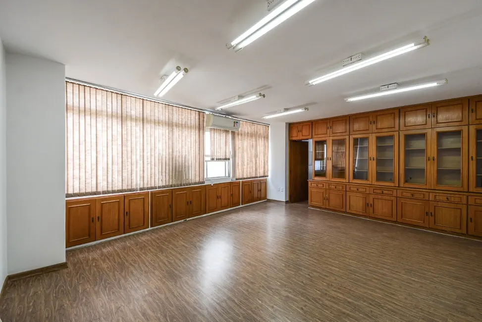 Sala Comercial à venda, 47m2 em Higienópolis, São Paulo - SP - imagem 2 Foto 2 de Sala Comercial à venda, 47m2 em Higienópolis, São Paulo - SP