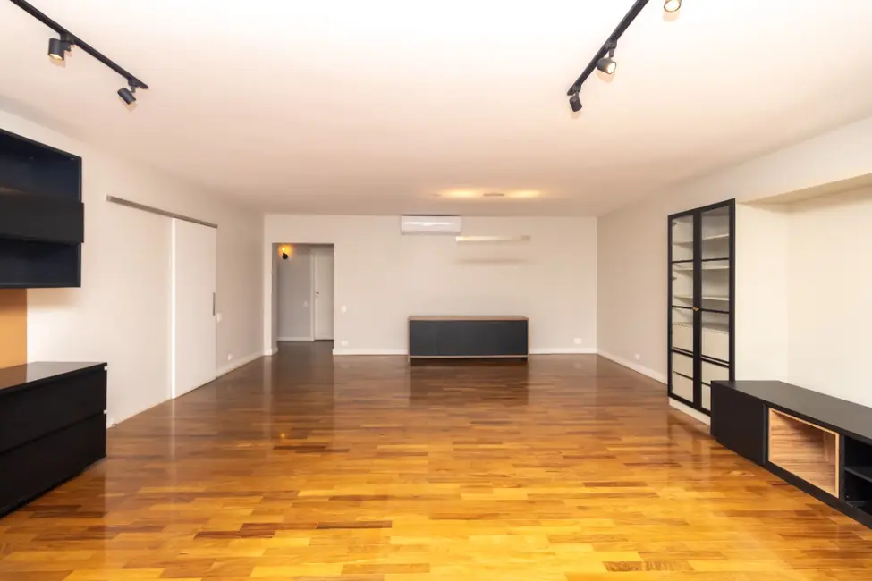 Foto 5 de Apartamento com 3 quartos à venda, 166m2 em Itaim Bibi, São Paulo - SP