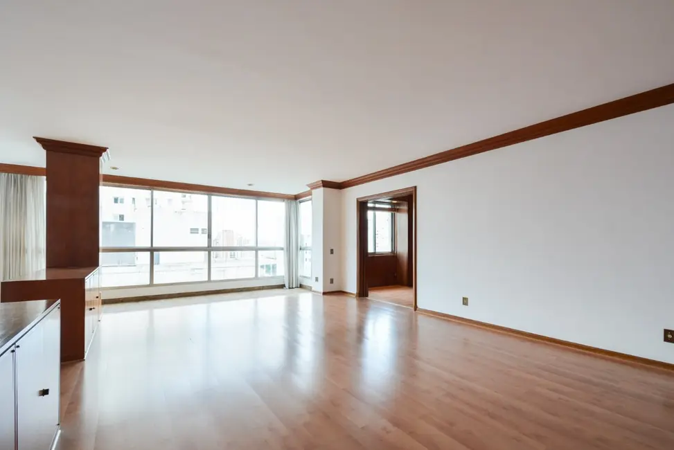 Foto 2 de Apartamento com 3 quartos à venda, 277m2 em Higienópolis, São Paulo - SP