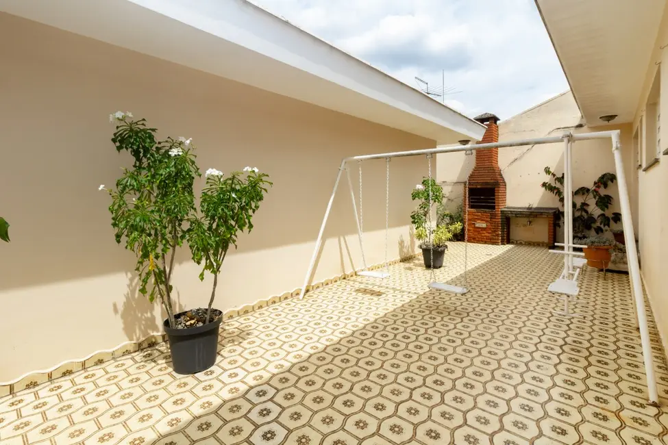 Foto 1 de Casa com 3 quartos à venda, 242m2 em Parque São Domingos, São Paulo - SP
