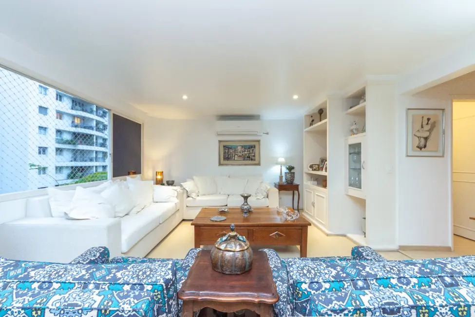 Foto 8 de Apartamento com 3 quartos à venda, 149m2 em Itaim Bibi, São Paulo - SP