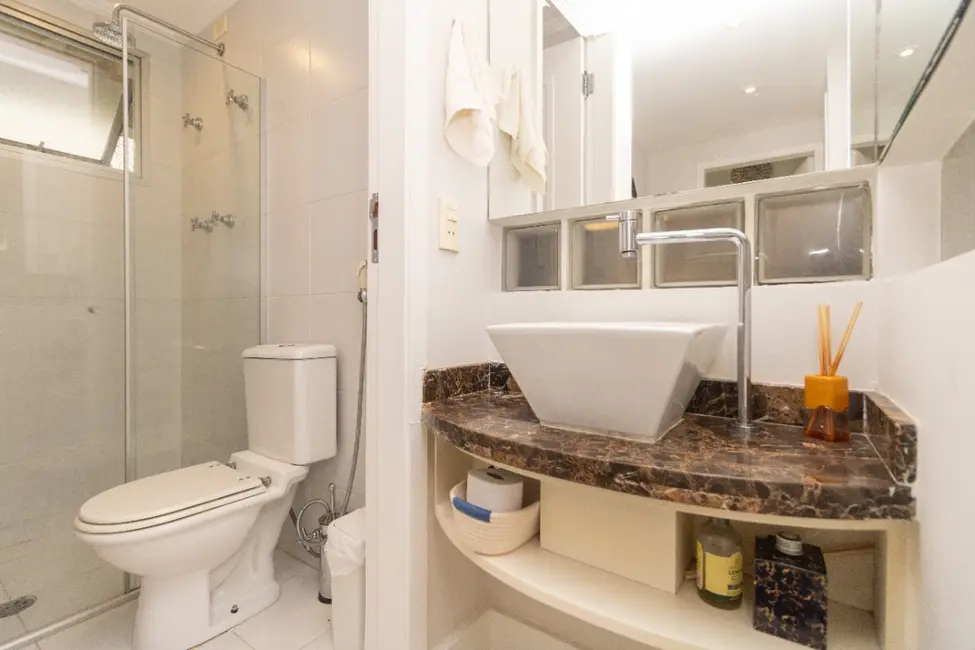 Foto 5 de Apartamento com 2 quartos à venda, 77m2 em Vila Nova Conceição, São Paulo - SP