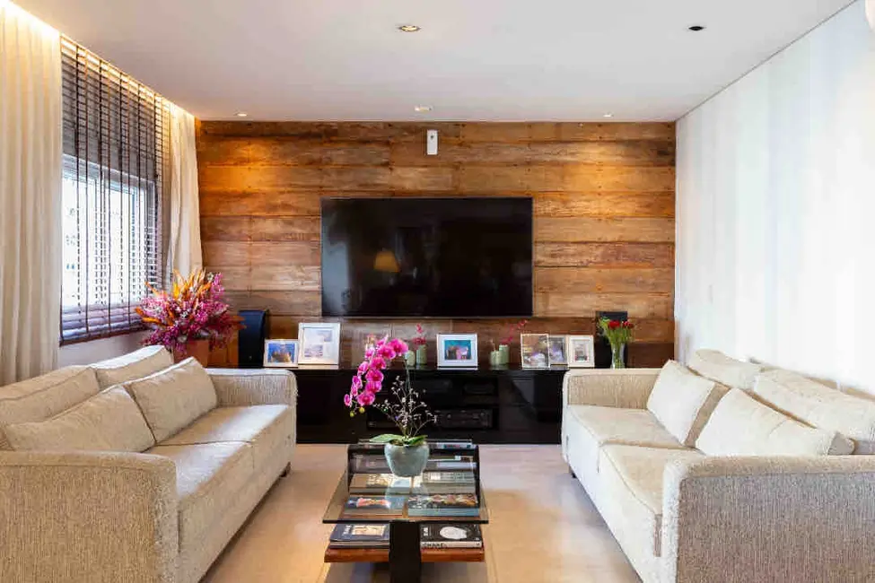 Apartamento com 3 quartos à venda, 211m2 em Vila Andrade, São Paulo - SP - imagem 1 Foto 1 de Apartamento com 3 quartos à venda, 211m2 em Vila Andrade, São Paulo - SP