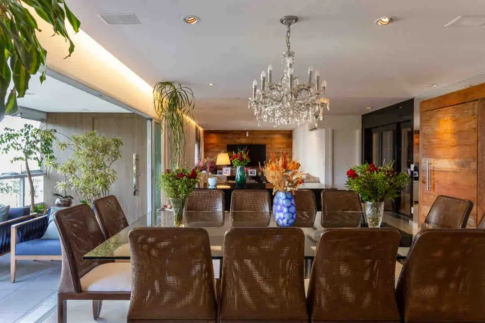 Apartamento com 3 quartos à venda, 211m2 em Vila Andrade, São Paulo - SP - imagem 2 Foto 2 de Apartamento com 3 quartos à venda, 211m2 em Vila Andrade, São Paulo - SP