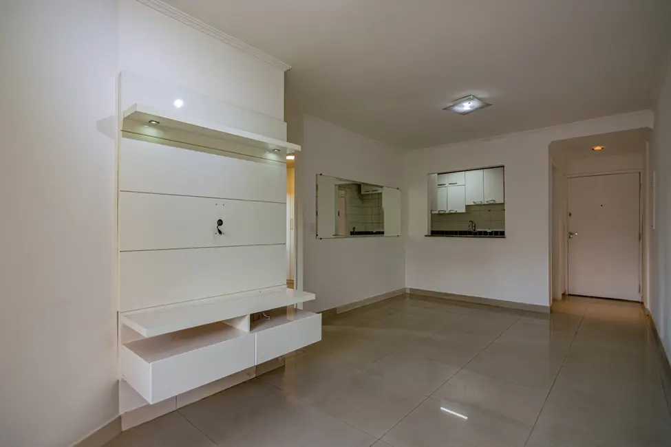 Foto 2 de Apartamento com 2 quartos à venda, 55m2 em Vila Ipojuca, São Paulo - SP