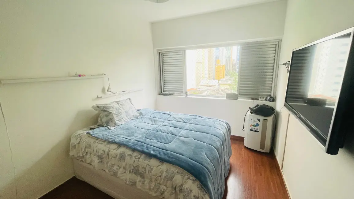 Foto 6 de Apartamento com 2 quartos à venda, 83m2 em Vila Nova Conceição, São Paulo - SP