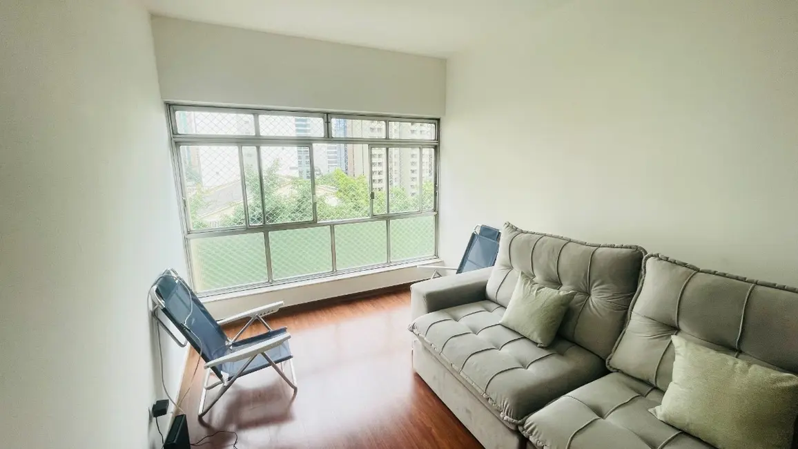 Foto 2 de Apartamento com 2 quartos à venda, 83m2 em Vila Nova Conceição, São Paulo - SP