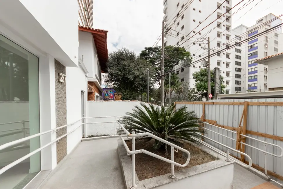 Foto 5 de Casa à venda, 194m2 em Vila Nova Conceição, São Paulo - SP