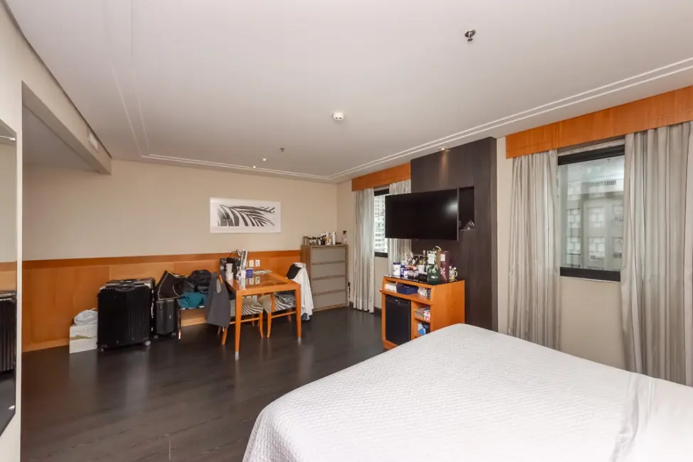 Foto 4 de Apartamento com 1 quarto à venda, 30m2 em Vila Nova Conceição, São Paulo - SP