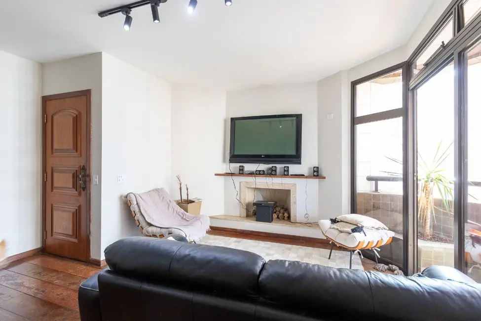 Foto 2 de Apartamento com 3 quartos à venda, 122m2 em Moema, São Paulo - SP