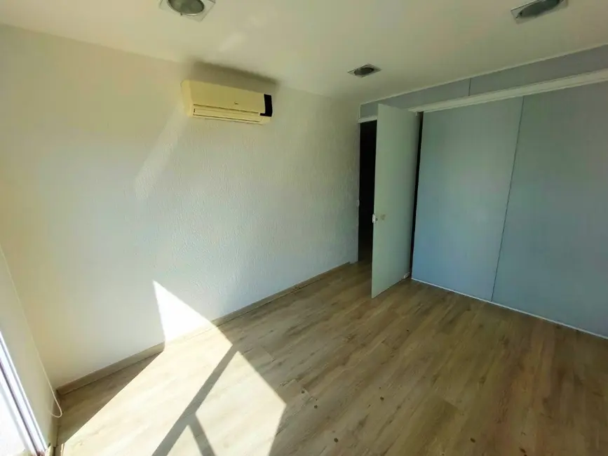 Sala Comercial à venda, 63820m2 em Vila Hamburguesa, São Paulo - SP - imagem 3 Foto 3 de Sala Comercial à venda, 63820m2 em Vila Hamburguesa, São Paulo - SP