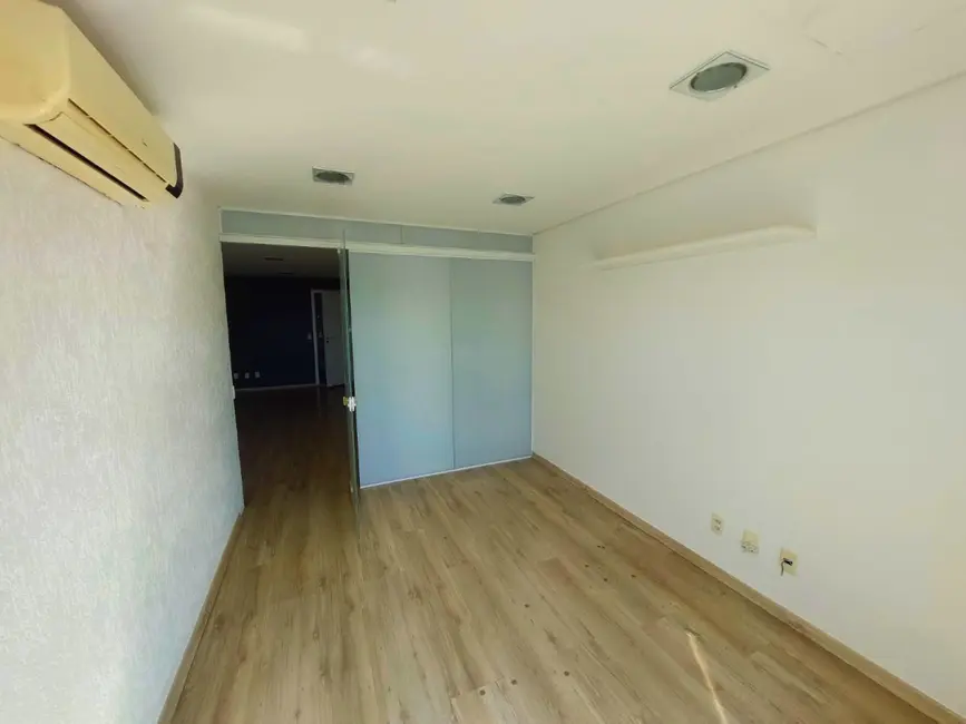 Sala Comercial à venda, 63820m2 em Vila Hamburguesa, São Paulo - SP - imagem 4 Foto 4 de Sala Comercial à venda, 63820m2 em Vila Hamburguesa, São Paulo - SP