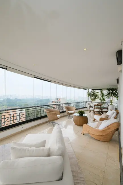 Cobertura com 4 quartos à venda, 649m2 em Vila Nova Conceição, São Paulo - SP - imagem 4 Foto 4 de Cobertura com 4 quartos à venda, 649m2 em Vila Nova Conceição, São Paulo - SP