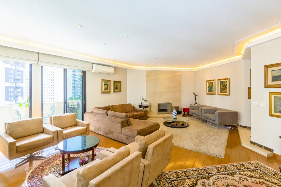 Apartamento com 3 quartos à venda, 200m2 em Campo Belo, São Paulo - SP - imagem 9 Foto 9 de Apartamento com 3 quartos à venda, 200m2 em Campo Belo, São Paulo - SP